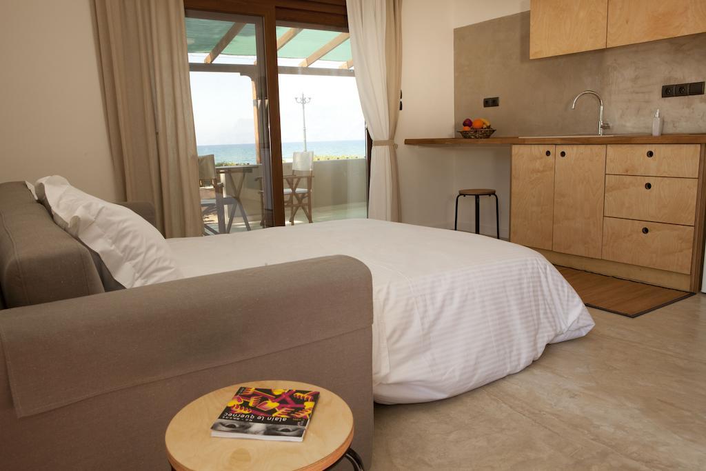 Horizonte Seafront Suites Kissamos Room photo